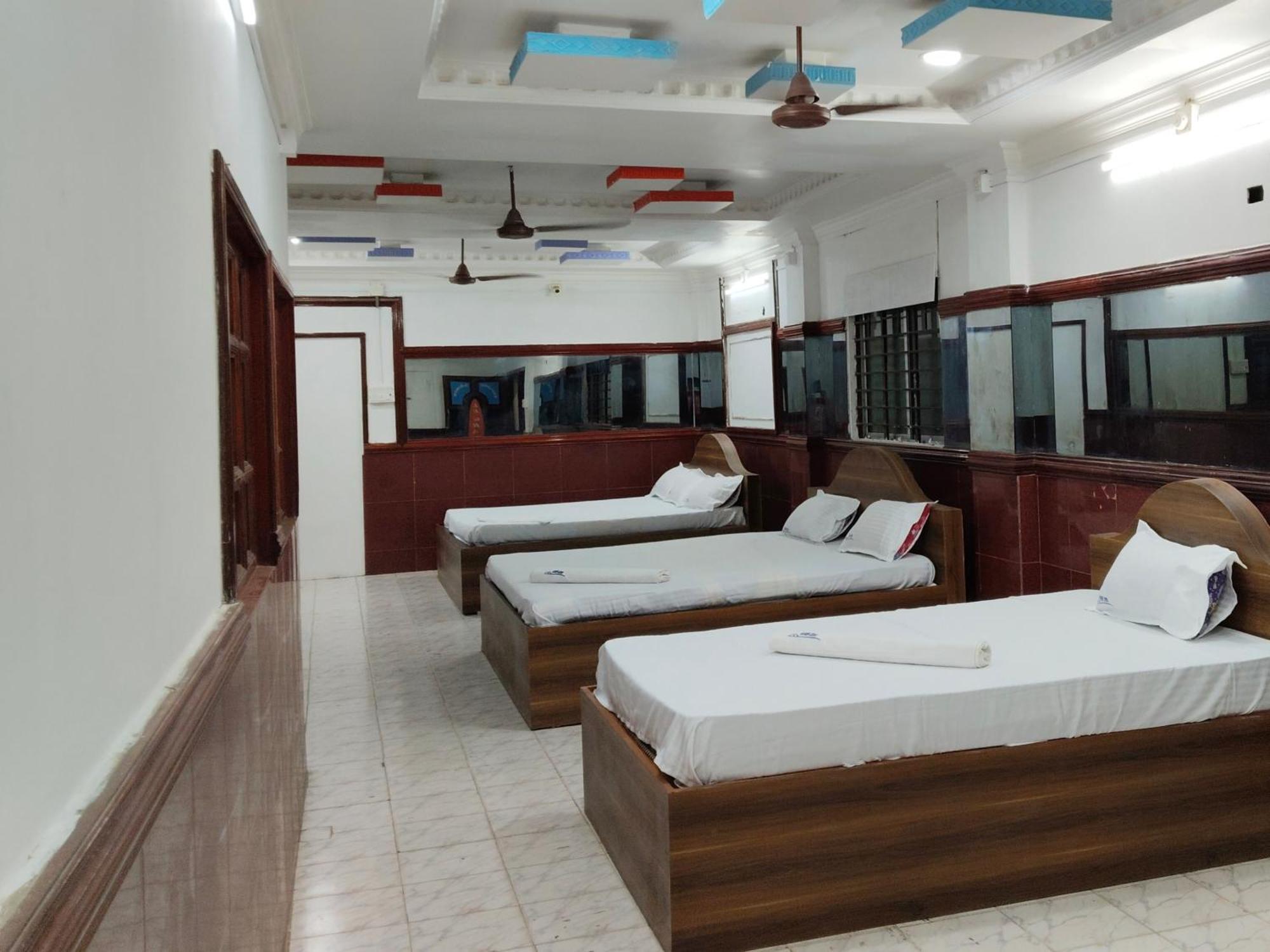 Gsd Inn Guest House Pondicherry Phòng bức ảnh
